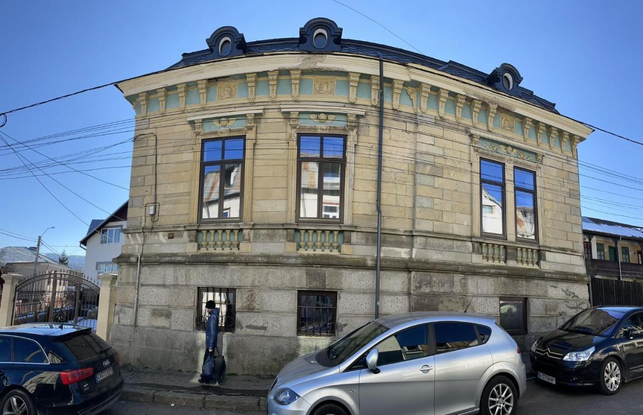 Casa Continentelor Ξενοδοχείο Cimpulung Εξωτερικό φωτογραφία