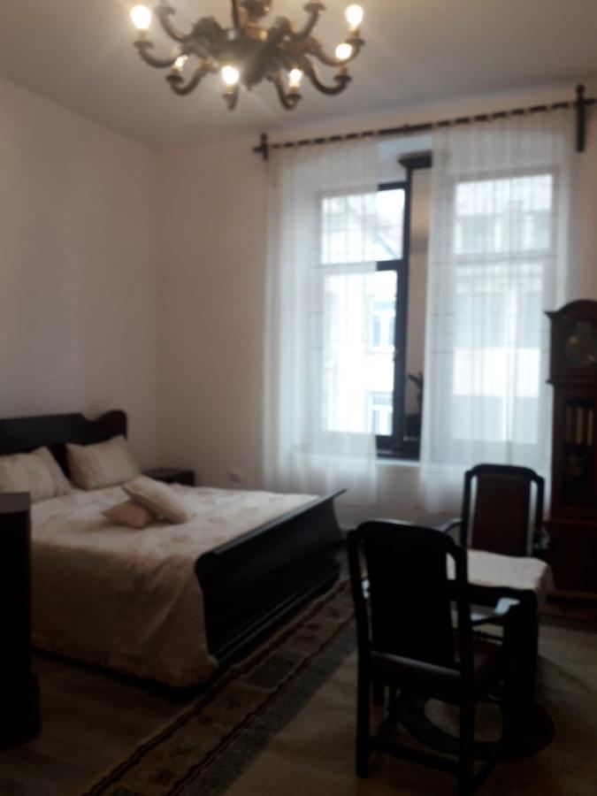 Casa Continentelor Ξενοδοχείο Cimpulung Εξωτερικό φωτογραφία